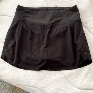 Athleta Women XS Black Athletic Tennis Run With It Skort Skirt Short X